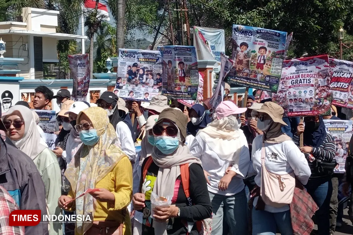 Secuil Kisah Haru Pekerja Kecil dari Balik Aksi Demo MBG di Majalengka