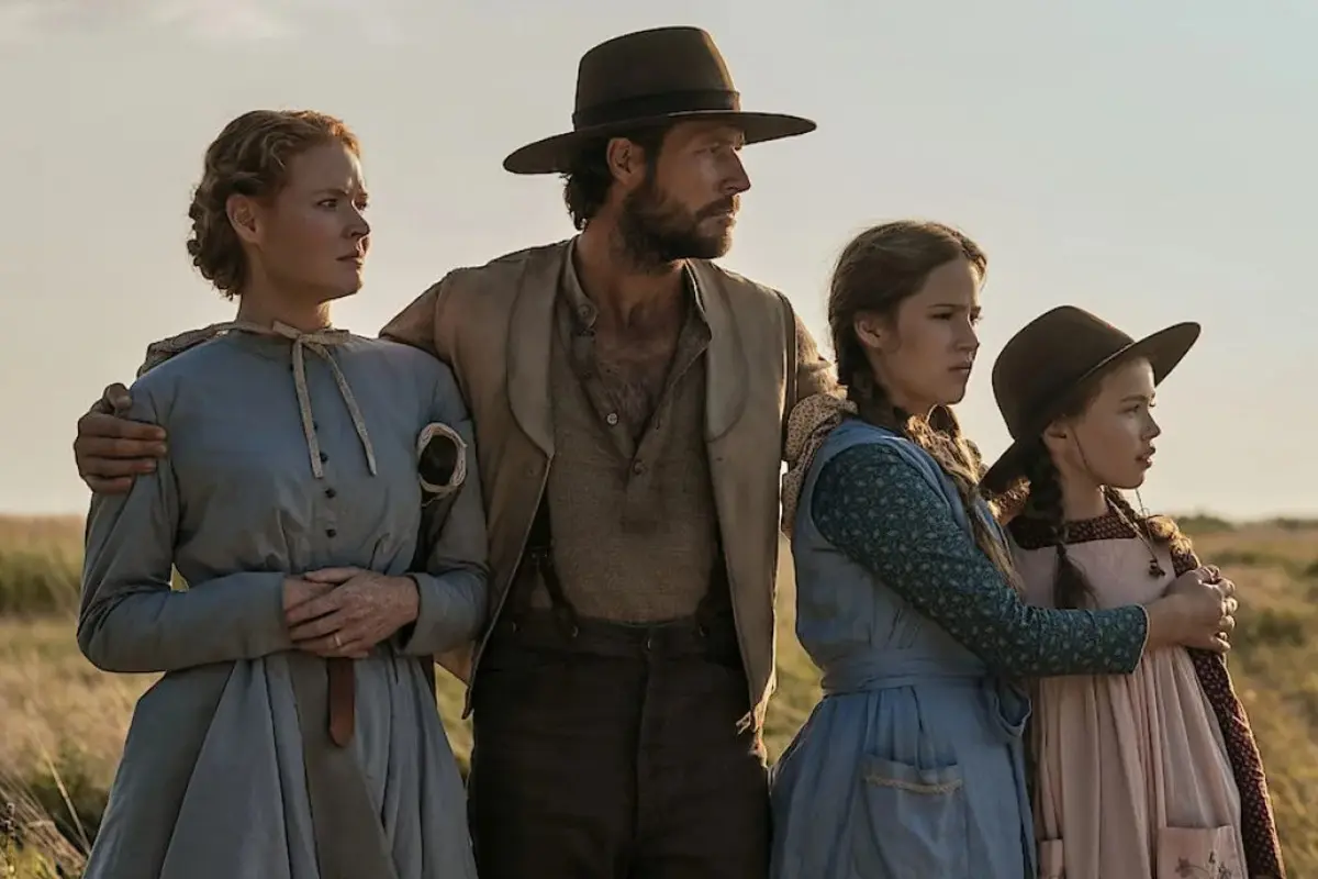Luke Bracey Dipilih Jadi Pa Ingalls di Reboot Little House on the Prairie