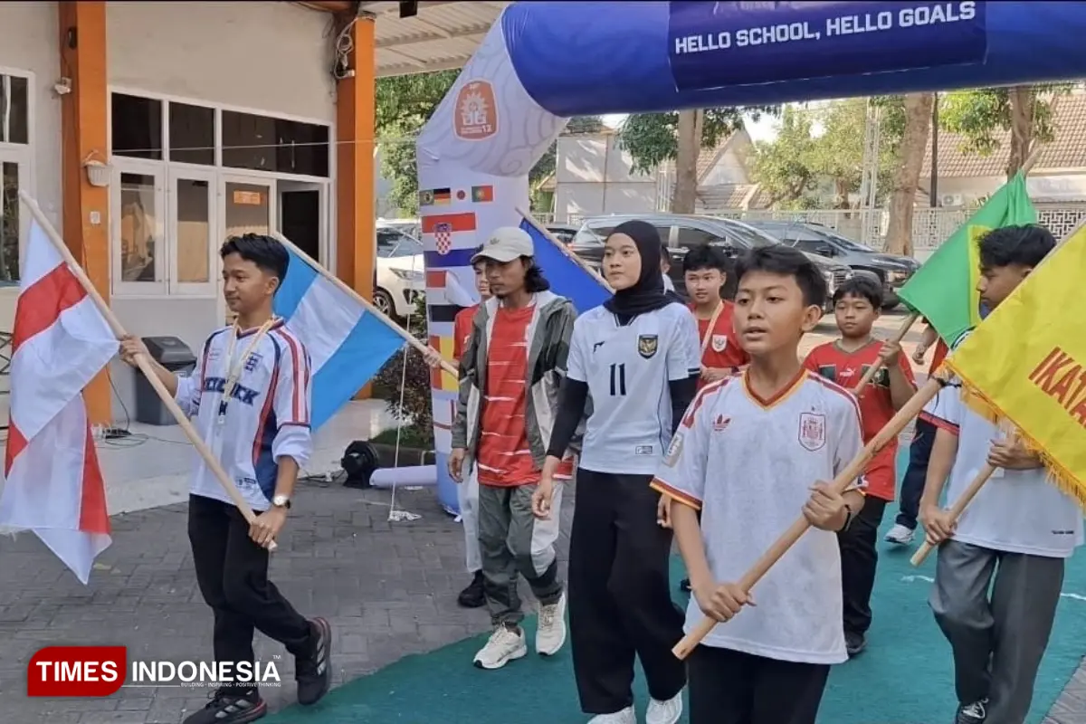 MPLS Kreatif di Gresik, Jersey Piala Dunia Jadi Dress Code Siswa