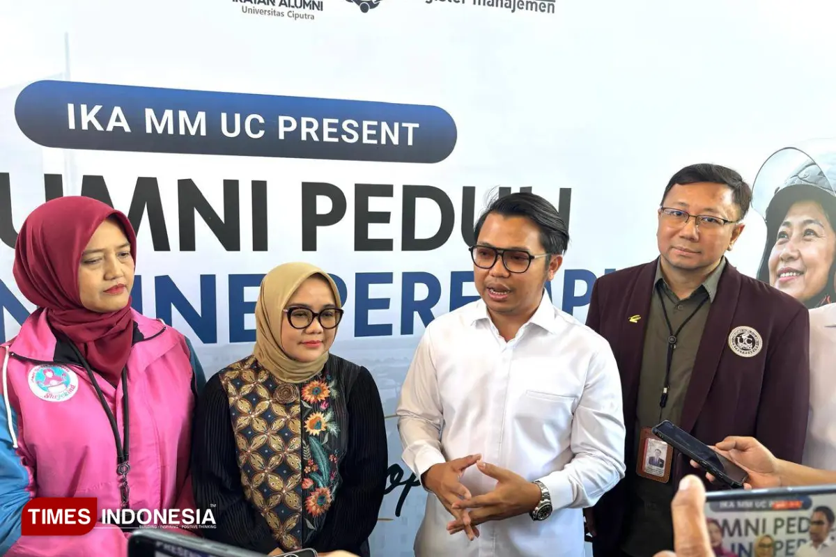IKA MM Universitas Ciputra Bantu Ojol Perempuan, Malik Atmadja: Wujudkan Entrepreneur yang Berdampak