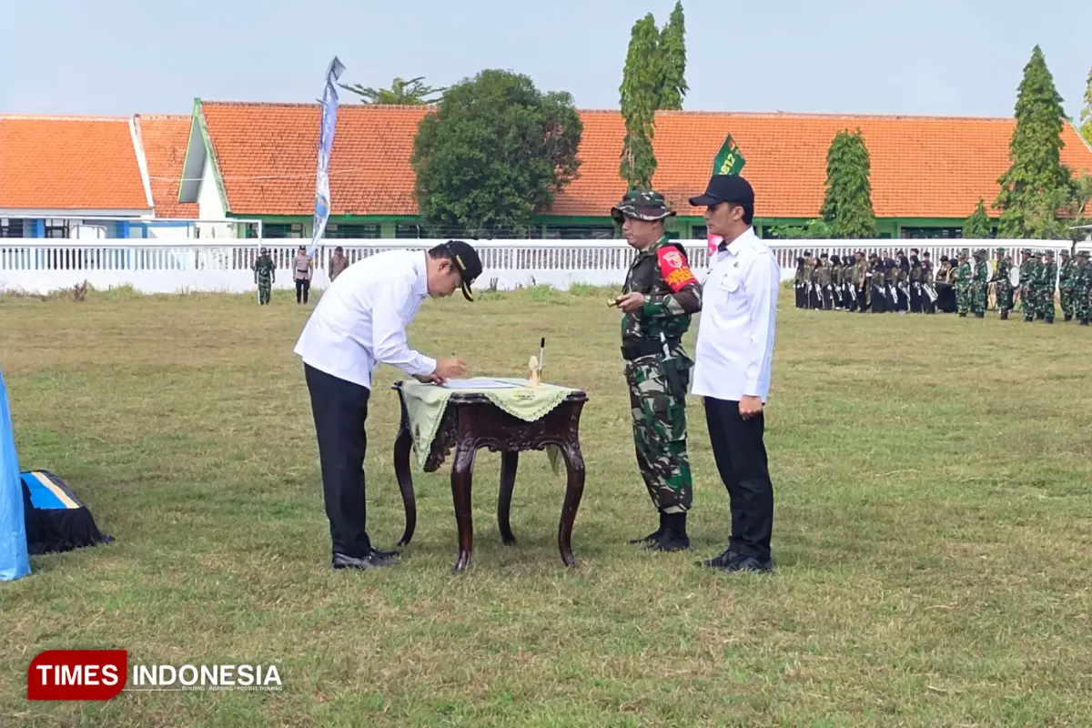Sasar Desa Tlemang, Program TMMD ke-129 Lamongan Fokus pada Jalan dan Air Bersih