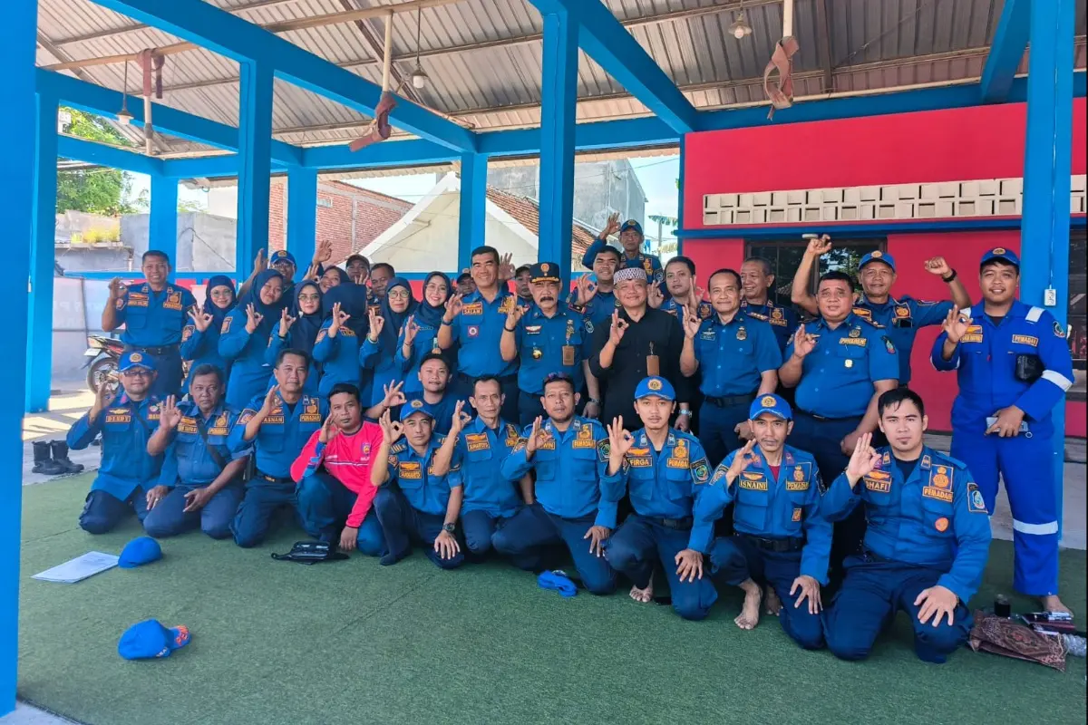 Empat Tahun Menembus Kobaran Api, Damkarmat Banyuwangi Selamatkan Warga