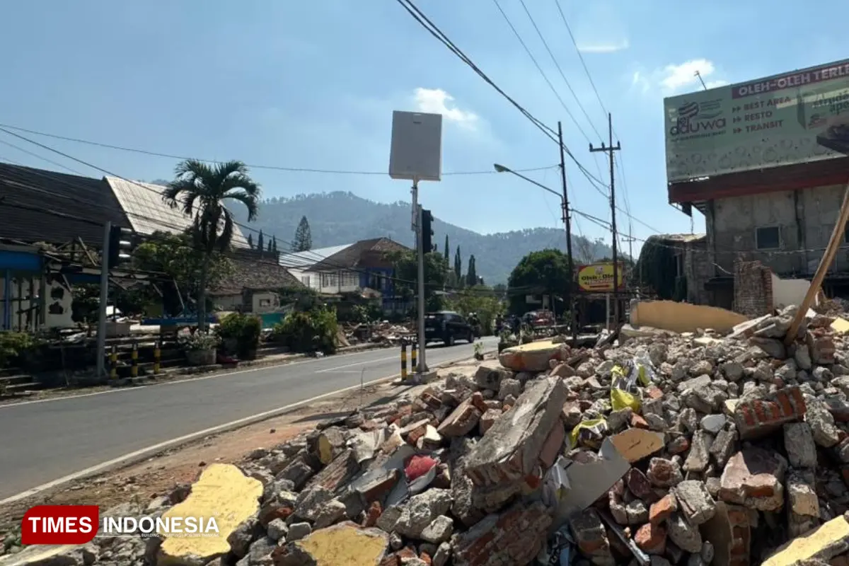 Jalan Hasanudin Ditutup, Revitalisasi Simpang Empat Patih Kota Batu Dimulai