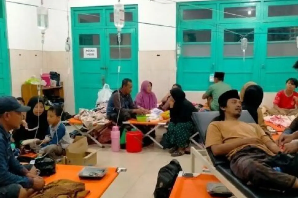 Diduga Keracunan MBG, 31 Santri dan Guru di Garut Dilarikan ke Puskesmas