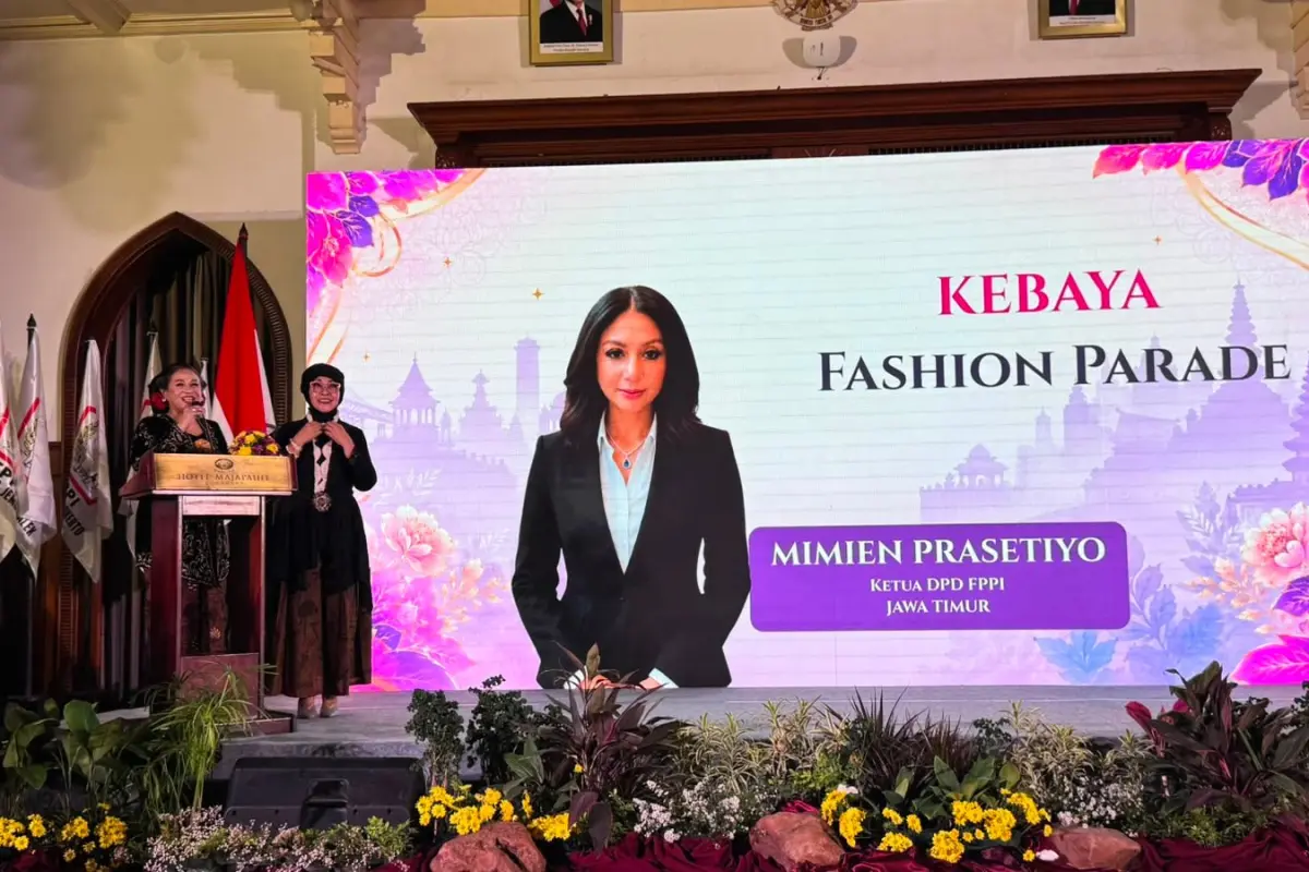 Peringati Hari Kebaya Nasional, FPPI Jatim Dorong Generasi Muda Lestarikan Wastra Nusantara