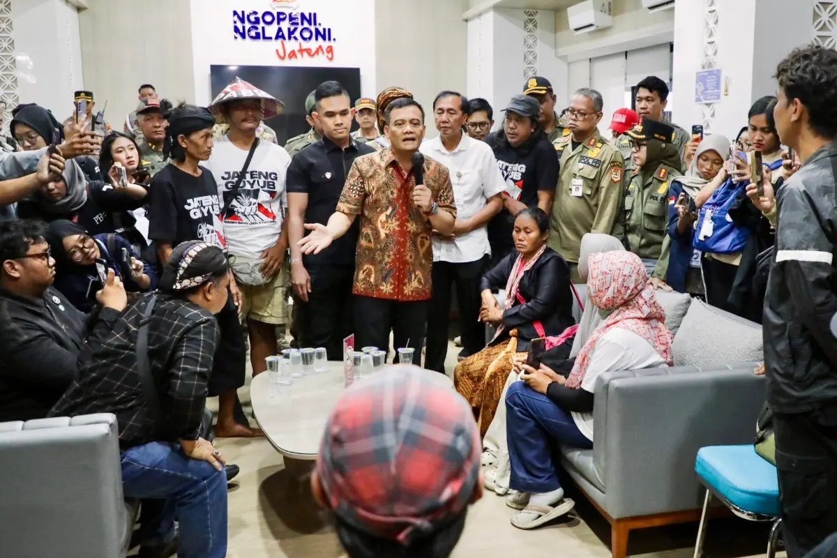 Gubernur Ahmad Luthfi Pastikan Aspirasi Jateng Guyub Ditindaklanjuti, Pemprov Siapkan 56 Truk untuk Petani Tebu
