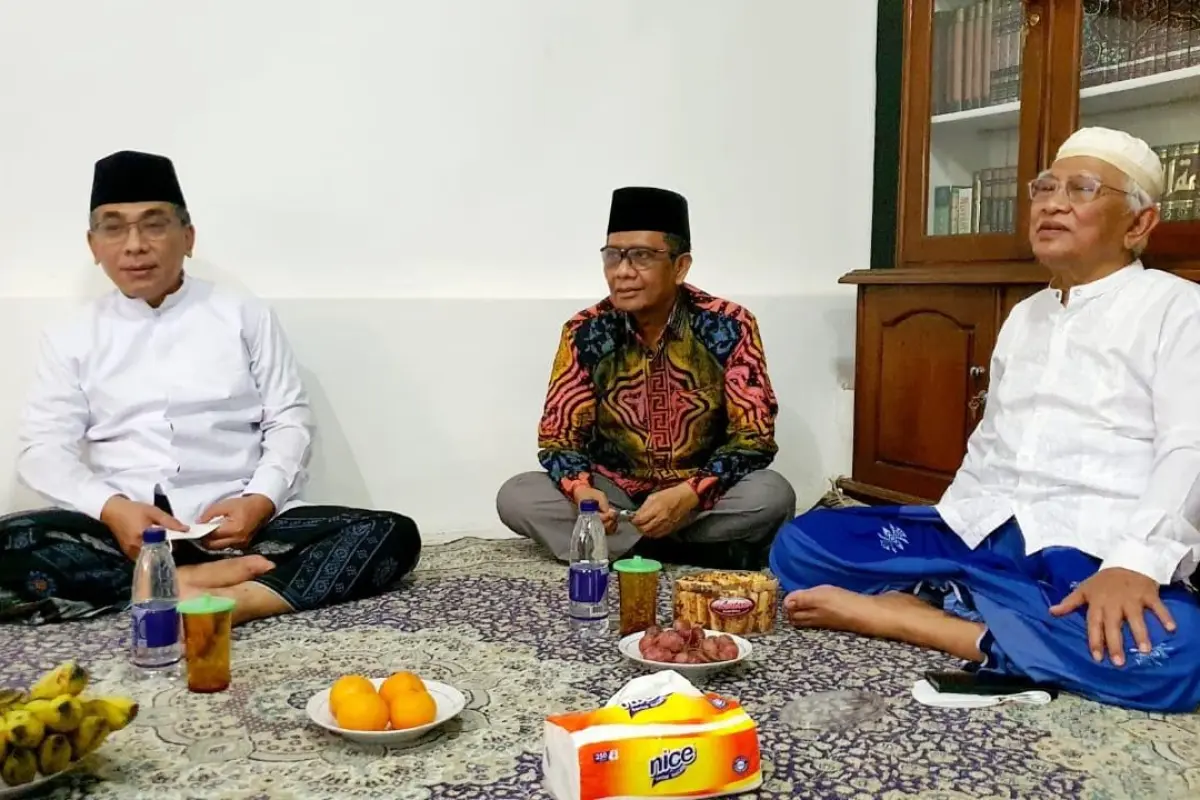 Jejak Gus Yahya di Rembang: Dari Aktivis Politik Lokal ke Santri di Makkah
