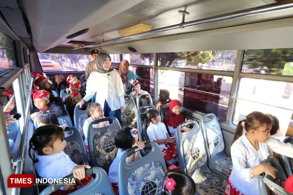 HAN 2026 di Situbondo: Saat Bus Dinas Menjelma Jadi Ruang Kelas Berjalan