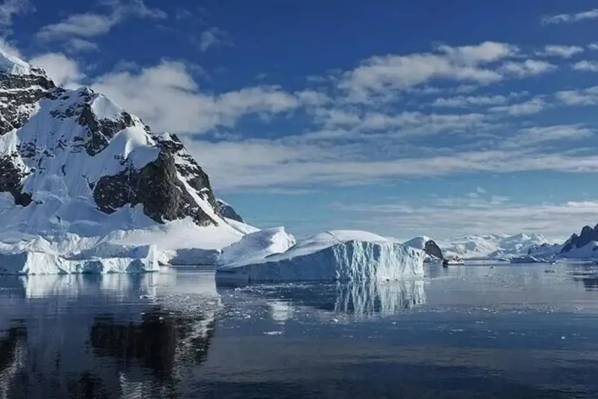 Rusia dan China Targetkan Volume Kargo Jalur Laut Utara Naik Dua Kali Lipat pada 2030