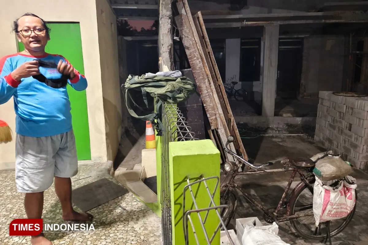 Demi Hadiri Muktamar ke-35 NU, Pria Asal Banjarnegara Ini Rela Gowes Sepeda Ontel ke Jombang