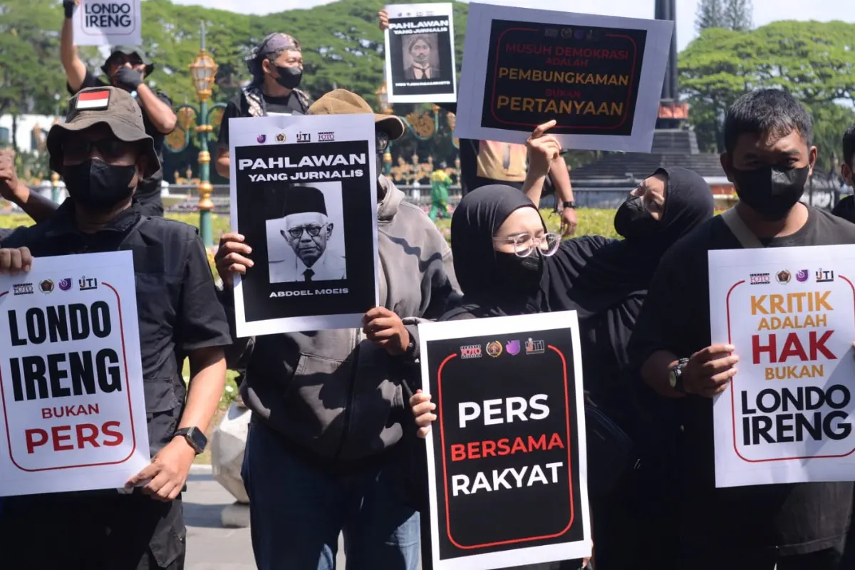 Geram Disebut 'Londo Ireng', Wartawan Malang Raya Demo Tuntut Maaf Prabowo