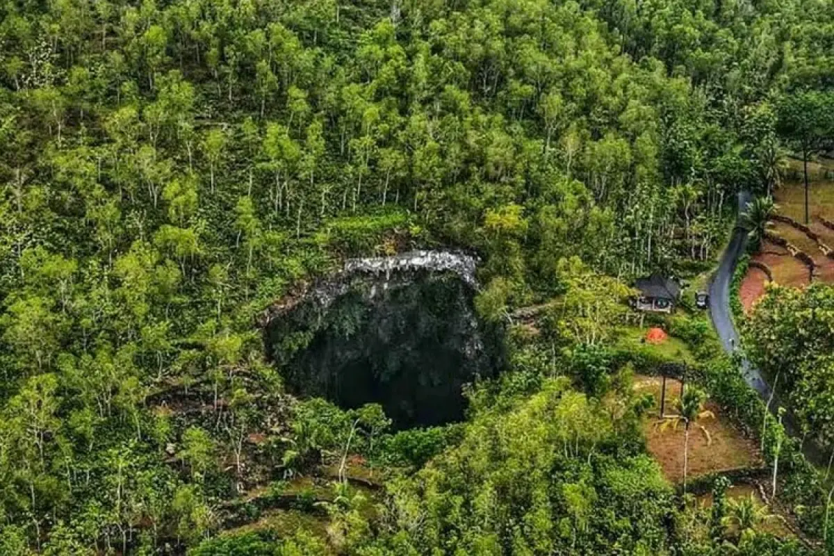 100 Caver Nusantara Siap Ukir Sejarah di Luweng Ombo Pacitan, Lanjutkan Penelusuran Lorong 7,5 Kilometer