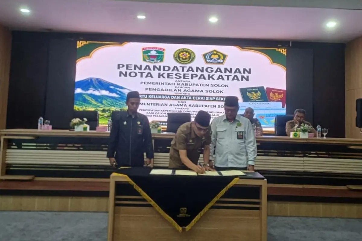 Pemkab Solok Perkuat Layanan Publik, Dokumen Kependudukan Kini Bisa Selesai Segera