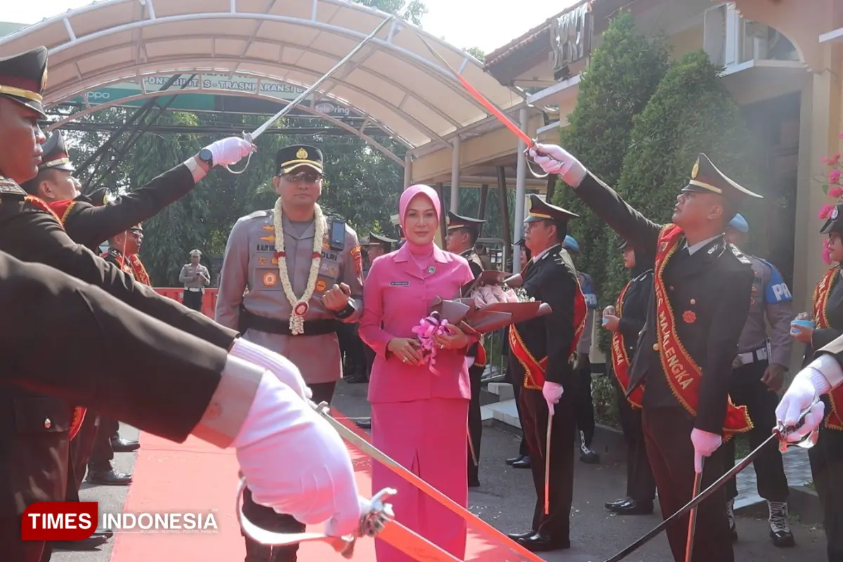 Di Bawah Pedang Pora, AKBP M Aldy Awali Kepemimpinan Baru Polres Majalengka