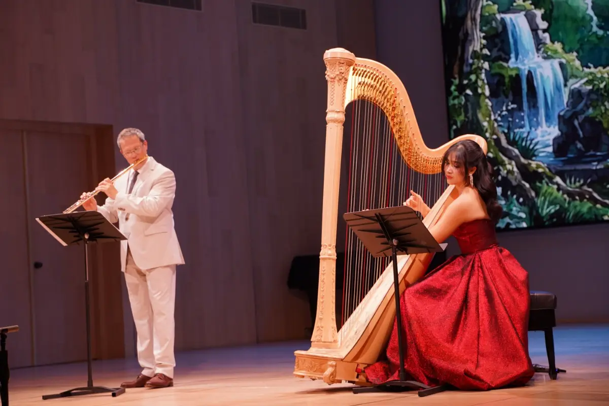 Felita Eleonora dan Gerhard Mair Gelar Resital Duo Harpa-Flute Perdana di Indonesia