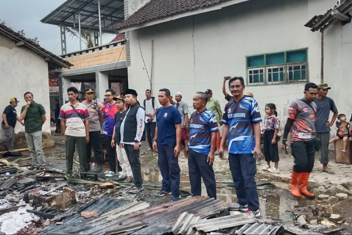 Pemkab Bondowoso Akan Bangun Kembali Rumah Korban Kebakaran di Tamanan