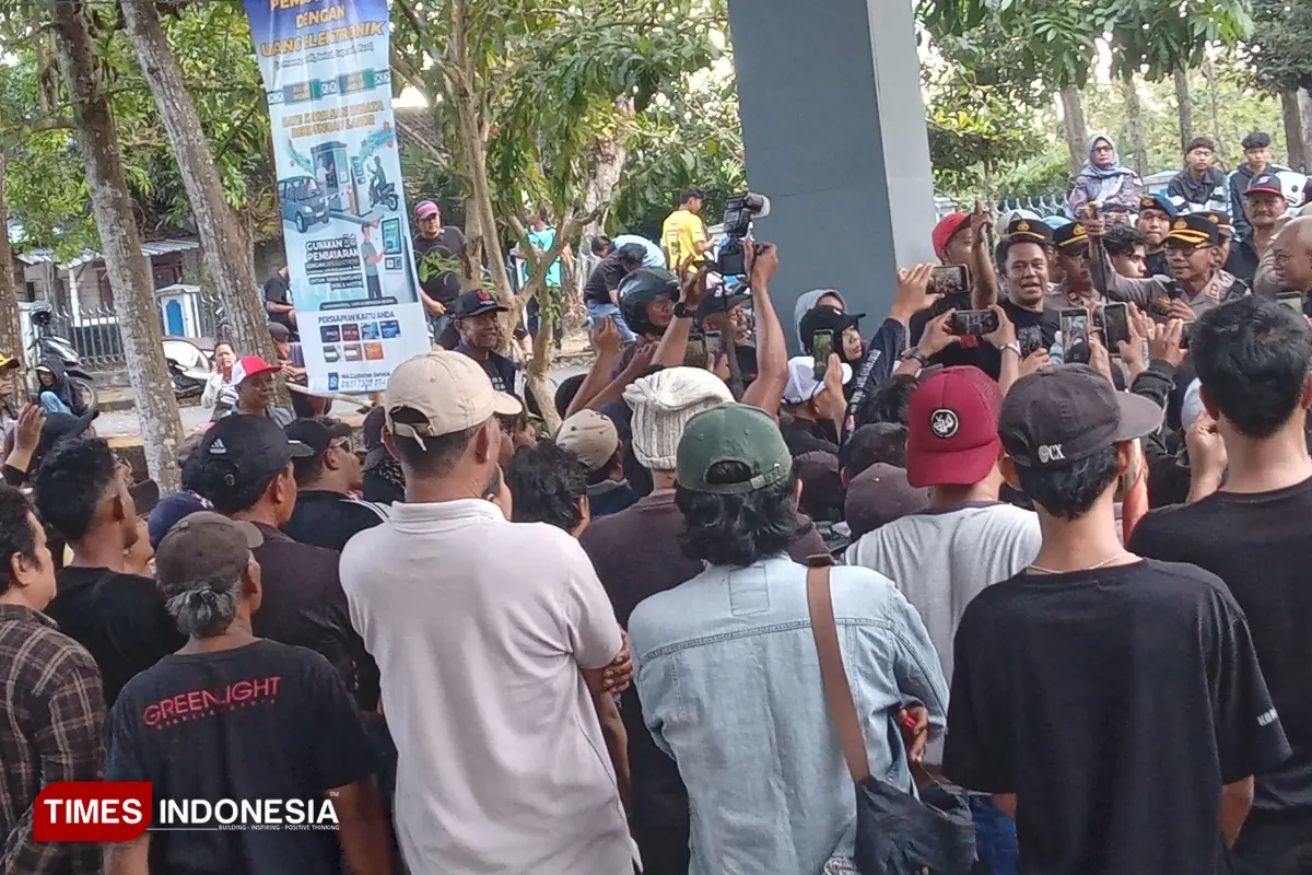 PJT I Melunak, Buka Akses Jalan Puncak Jembatan Lahor Sampai Pukul 22.00