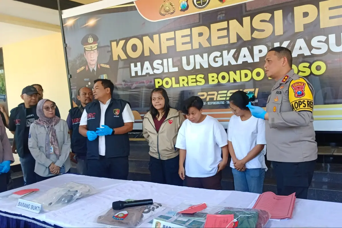 Sumber: https://cdn2.timesmedia.co.id/cdn-times/uploads/news-thumbnail/2026/08/18/tiga-pekerja-migran-ilegal-ditampung-di-bondowoso-tersangka-diamankan-mpdizbr6.webp