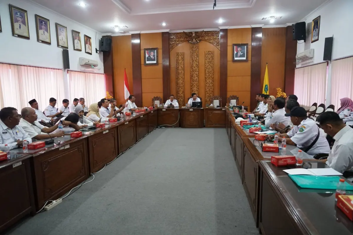 Bupati Subandi Kumpulkan Kades Candi-Tanggulangin, Bahas Penanganan Banjir dan Infrastruktur