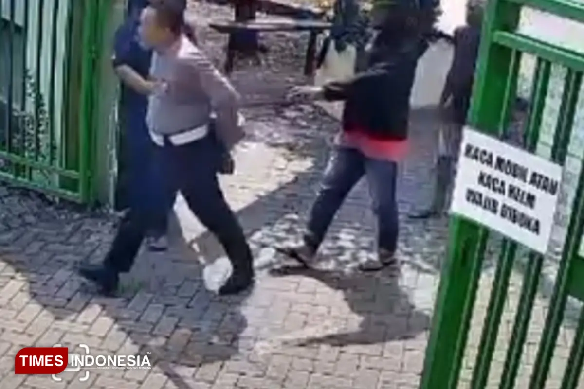 Viral Ajak Duel Warga, Polres Probolinggo Non Job-kan Aipda R - TIMES ...