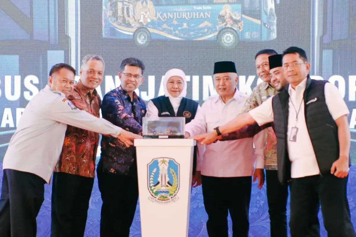 Gubernur Khofifah Resmikan Bus Trans Jatim Koridor II Malang Raya, Gratis Sepekan